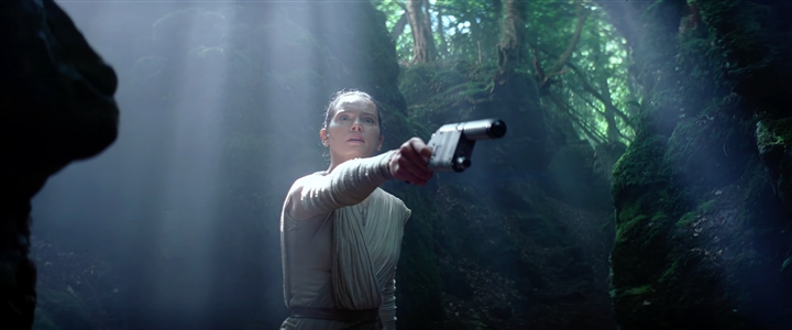 Daisy Ridley The Force Awakens LPA NN15 Blaster