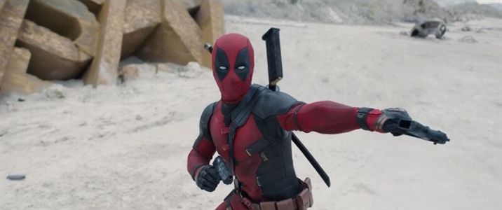 Ryan Reynolds “Deadpool” (2) Signature Prop Guns from Deadpool vs. Wolverine